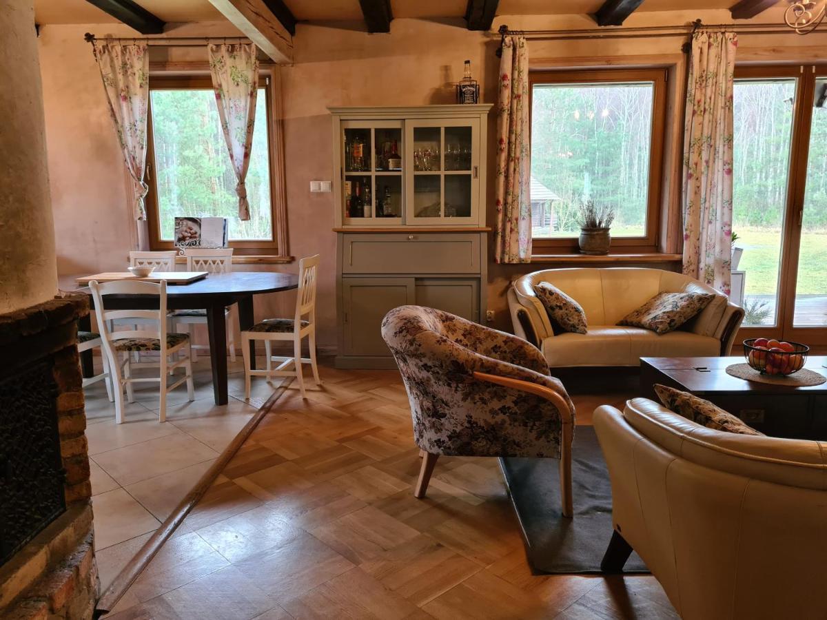 Dworek Ogrodniki, Caloroczny Dom Na Wylacznosc, Basen, Sauna, Las, Staw Rybny, Altana Grillowa, Ognisko, Pianino, Kominek, Piec Chlebowy, Duza Ogrodzona Posesja Tuczna Eksteriør bilde